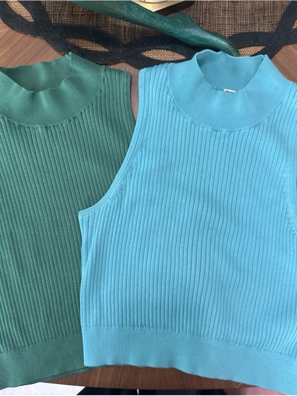 Uniqlo Ribbed Mock Neck Crop Top - Aqua Blue